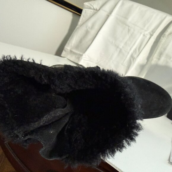 Tory Burch Black Suede Shearling Wedge Ankle Boots | Women’s 6 - Picture 12 of 15